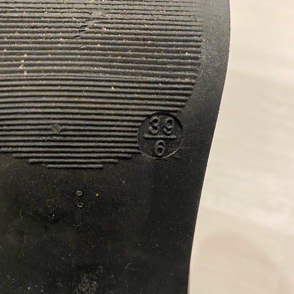 Black Platform Faux Suede Booties Size 39 - Picture 3 of 4